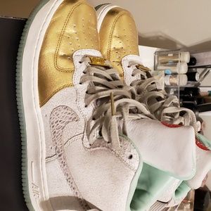 Nike WMNS Air Force 1 SZ 6